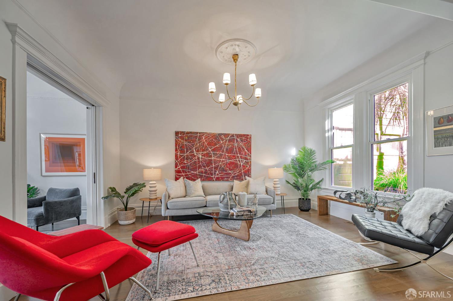 Detail Gallery Image 8 of 39 For 4425 20th St, San Francisco,  CA 94114 - 3 Beds | 2 Baths