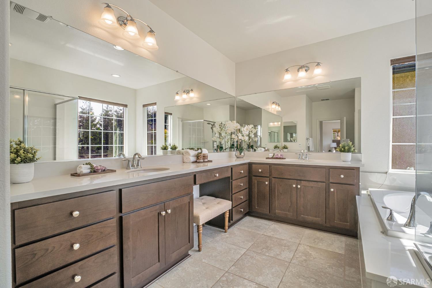 Detail Gallery Image 18 of 34 For 1512 Hayden St, Hayward,  CA 94545 - 4 Beds | 3 Baths