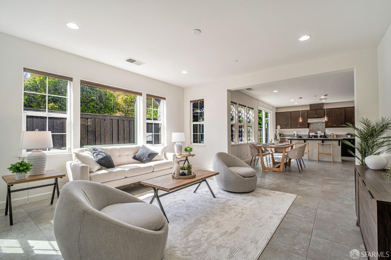 Detail Gallery Image 6 of 34 For 1512 Hayden St, Hayward,  CA 94545 - 4 Beds | 3 Baths