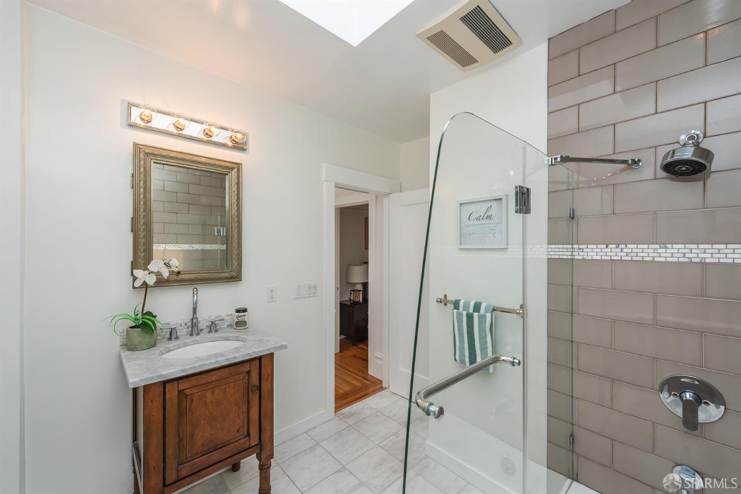 Detail Gallery Image 40 of 69 For 2728 Irving St, San Francisco,  CA 94122 - 3 Beds | 2/1 Baths