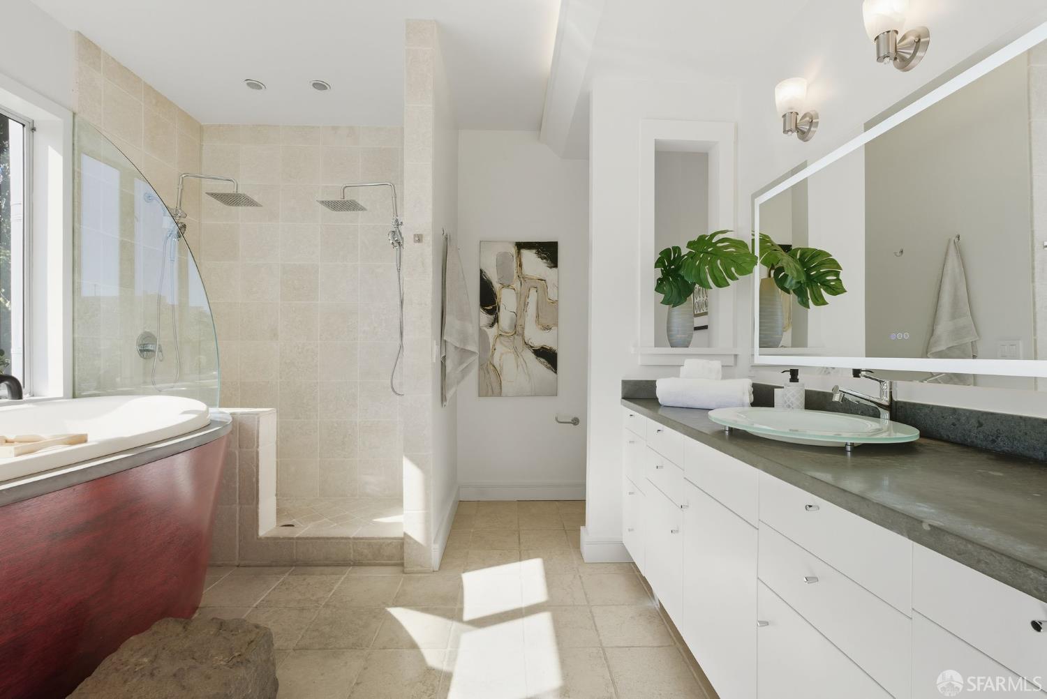 Detail Gallery Image 60 of 99 For 2121 Divisadero St, San Francisco,  CA 94115 - 4 Beds | 3/1 Baths