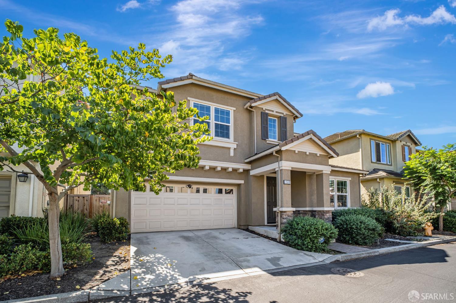 Detail Gallery Image 3 of 34 For 1512 Hayden St, Hayward,  CA 94545 - 4 Beds | 3 Baths
