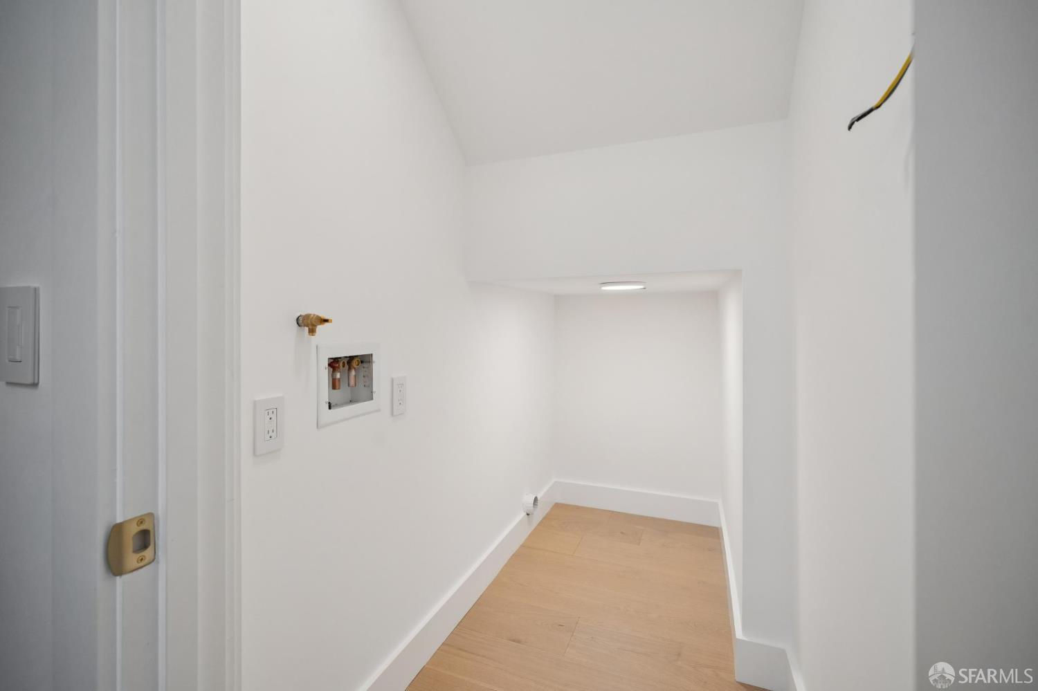 Photo #30: 425074411 Listing: Photo #30