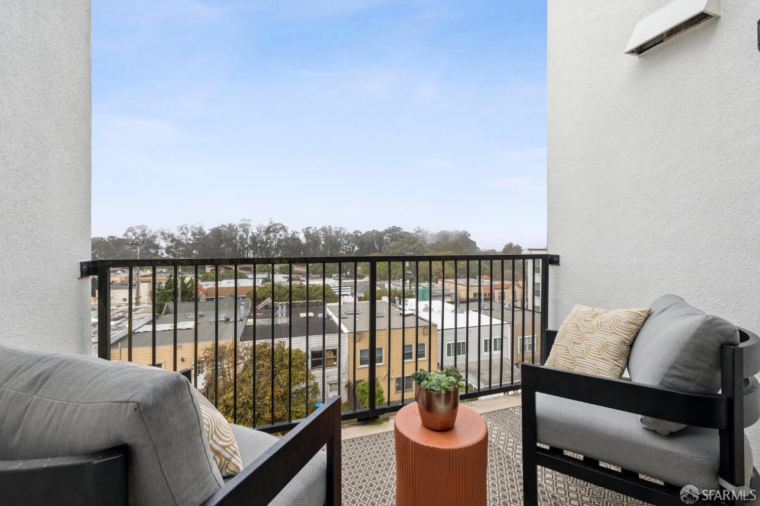 Detail Gallery Image 18 of 37 For 8400 Oceanview Ter #305,  San Francisco,  CA 94132 - 2 Beds | 2 Baths