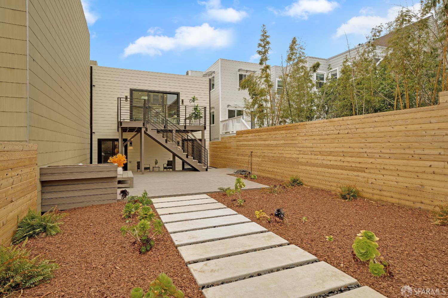 Detail Gallery Image 62 of 98 For 326 10th Ave, San Francisco,  CA 94118 - 4 Beds | 4 Baths