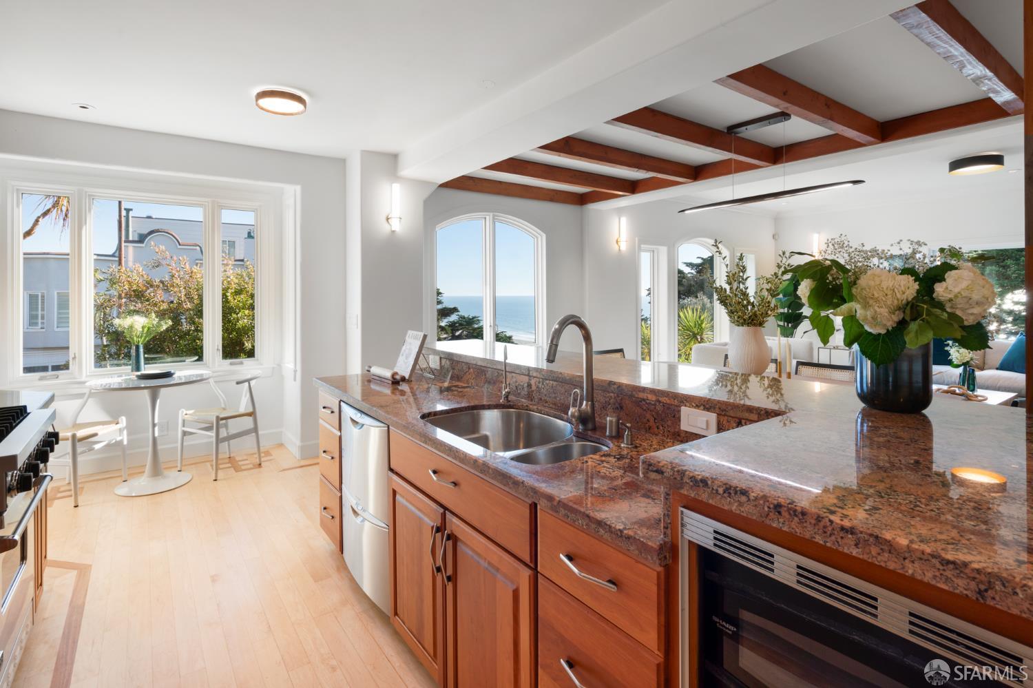 Detail Gallery Image 19 of 62 For 594 48th Ave, San Francisco,  CA 94121 - 3 Beds | 3 Baths