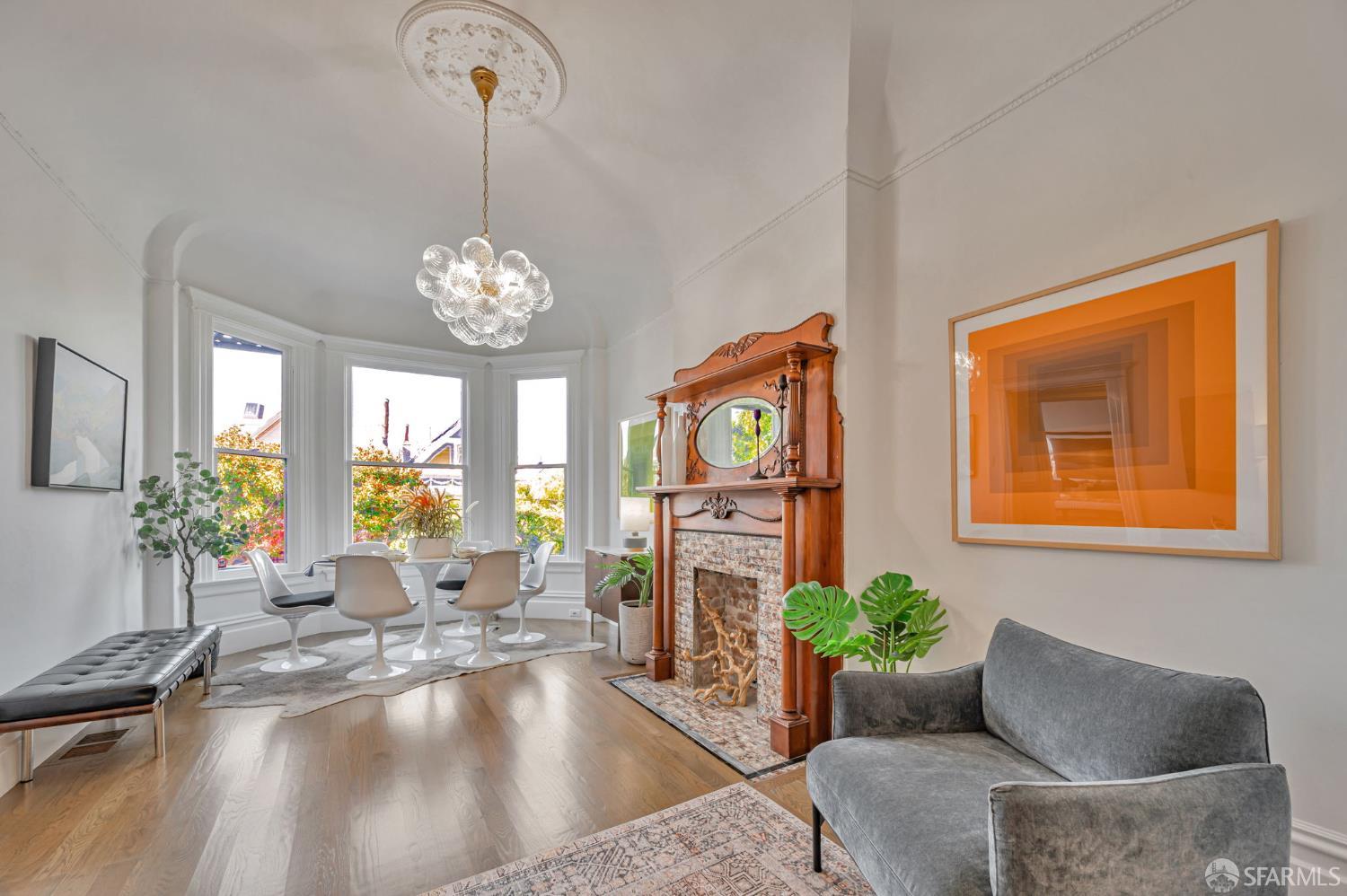 Detail Gallery Image 10 of 39 For 4425 20th St, San Francisco,  CA 94114 - 3 Beds | 2 Baths