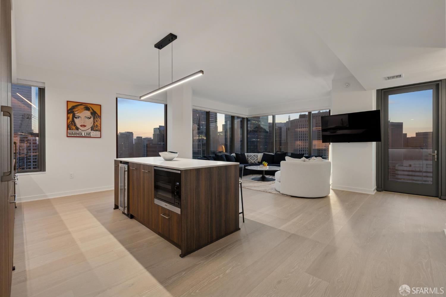 280 Spear Street # 31A