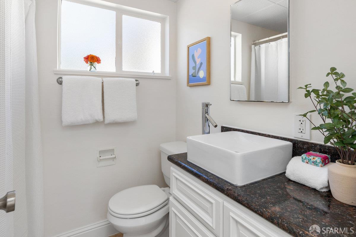 Detail Gallery Image 20 of 29 For 1435 Liberty St, El Cerrito,  CA 94530 - 3 Beds | 1 Baths