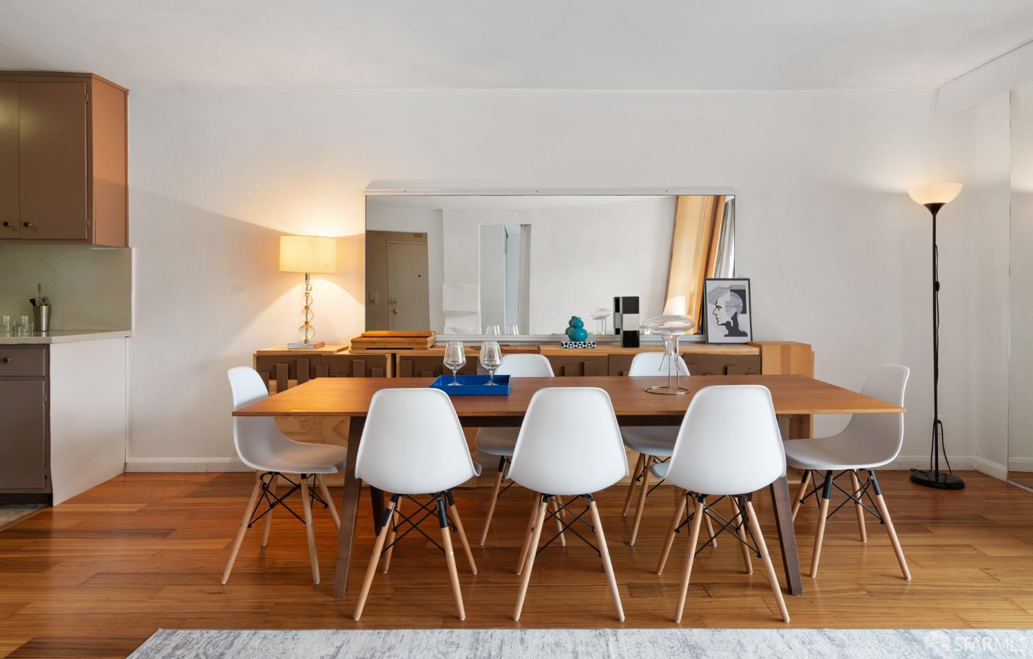 Detail Gallery Image 8 of 47 For 55 Zampa Ln #3,  San Francisco,  CA 94115 - 3 Beds | 2 Baths