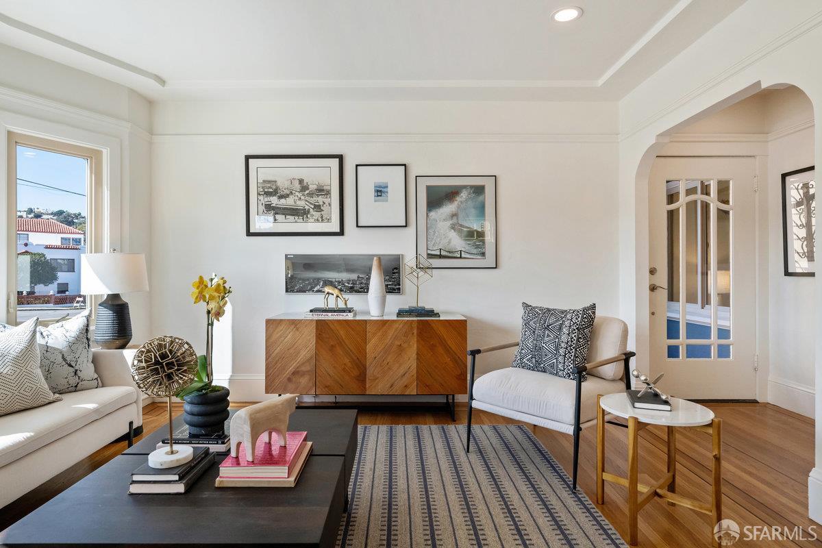 Detail Gallery Image 5 of 71 For 291 Capistrano Ave, San Francisco,  CA 94112 - 2 Beds | 1 Baths