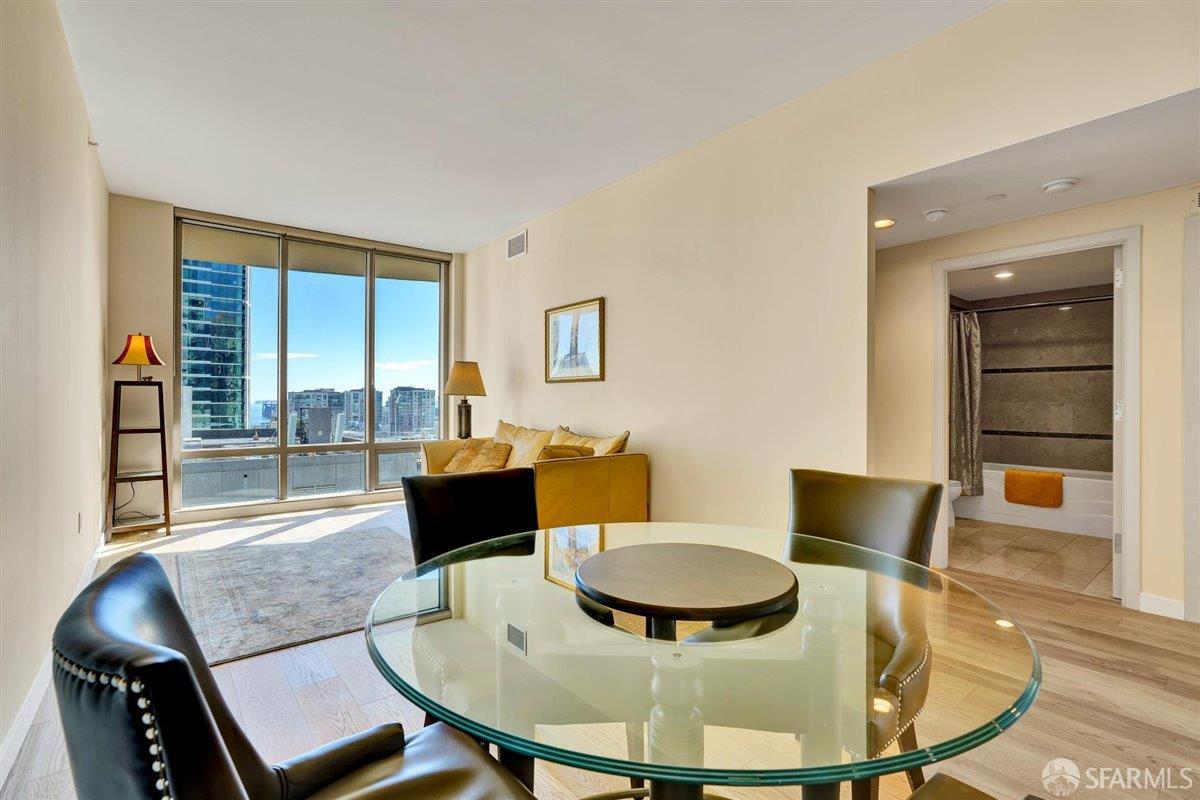 Detail Gallery Image 13 of 39 For 355 1st St #S1406,  San Francisco,  CA 94105 - 1 Beds | 1 Baths