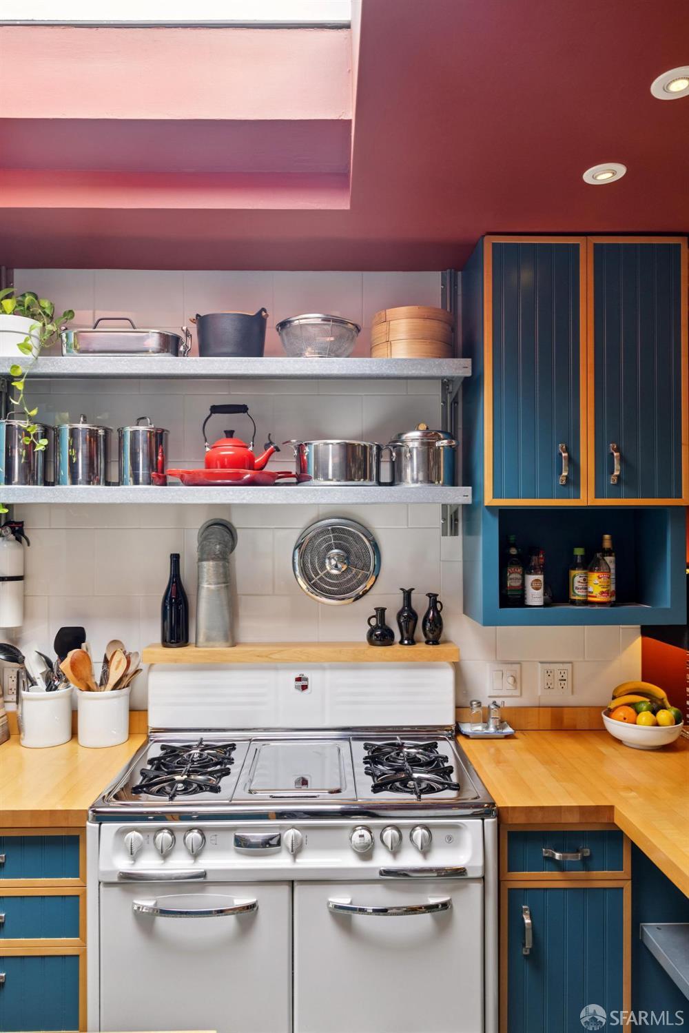 Detail Gallery Image 26 of 81 For 114 Shakespeare St, San Francisco,  CA 94112 - 2 Beds | 2 Baths