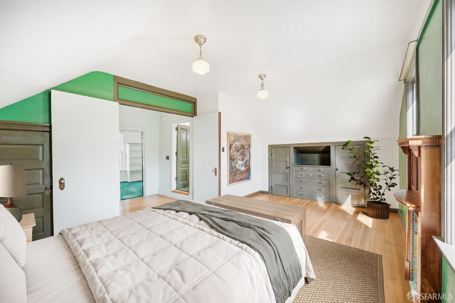 Detail Gallery Image 33 of 75 For 4047 Cesar Chavez St, San Francisco,  CA 94131 - 2 Beds | 1 Baths