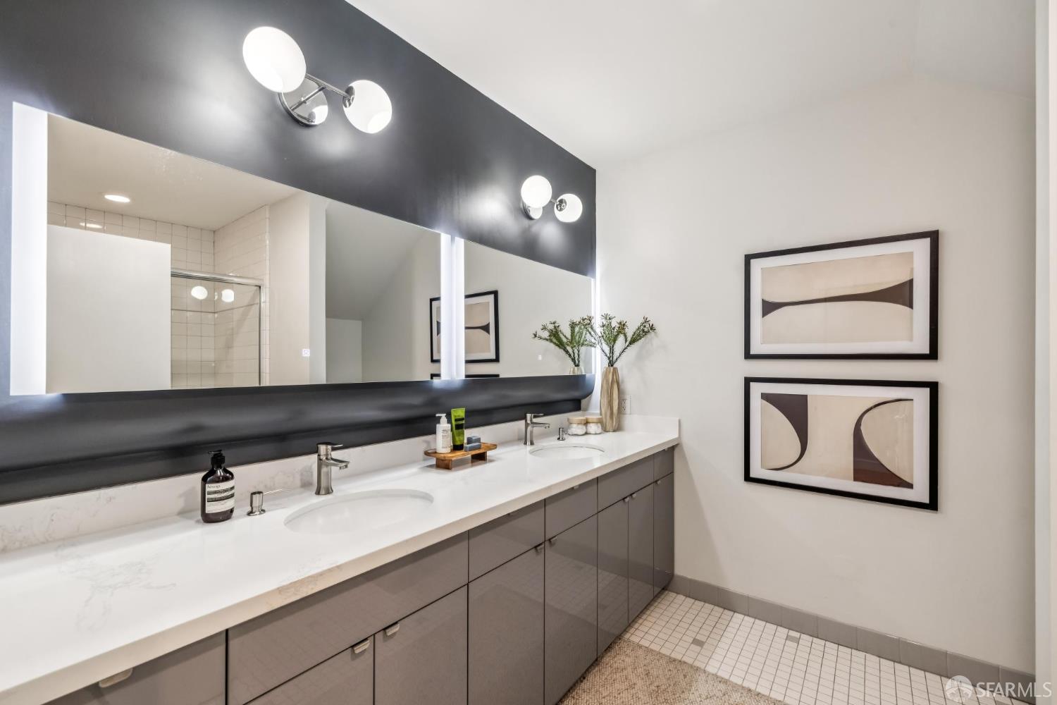 Detail Gallery Image 44 of 97 For 59 Mars St, San Francisco,  CA 94114 - 3 Beds | 2 Baths