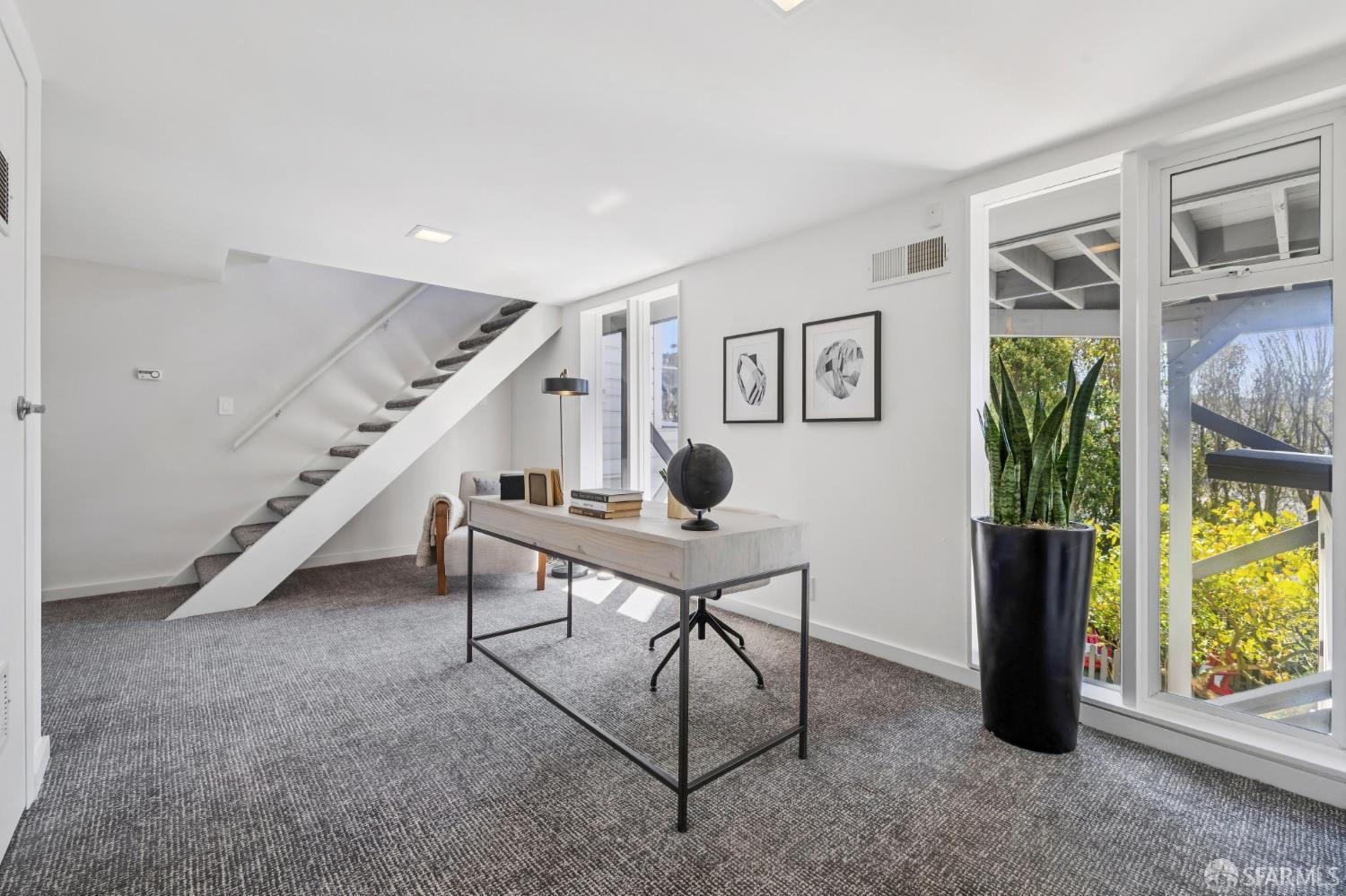 Detail Gallery Image 38 of 47 For 27 Saturn St, San Francisco,  CA 94114 - 3 Beds | 2 Baths