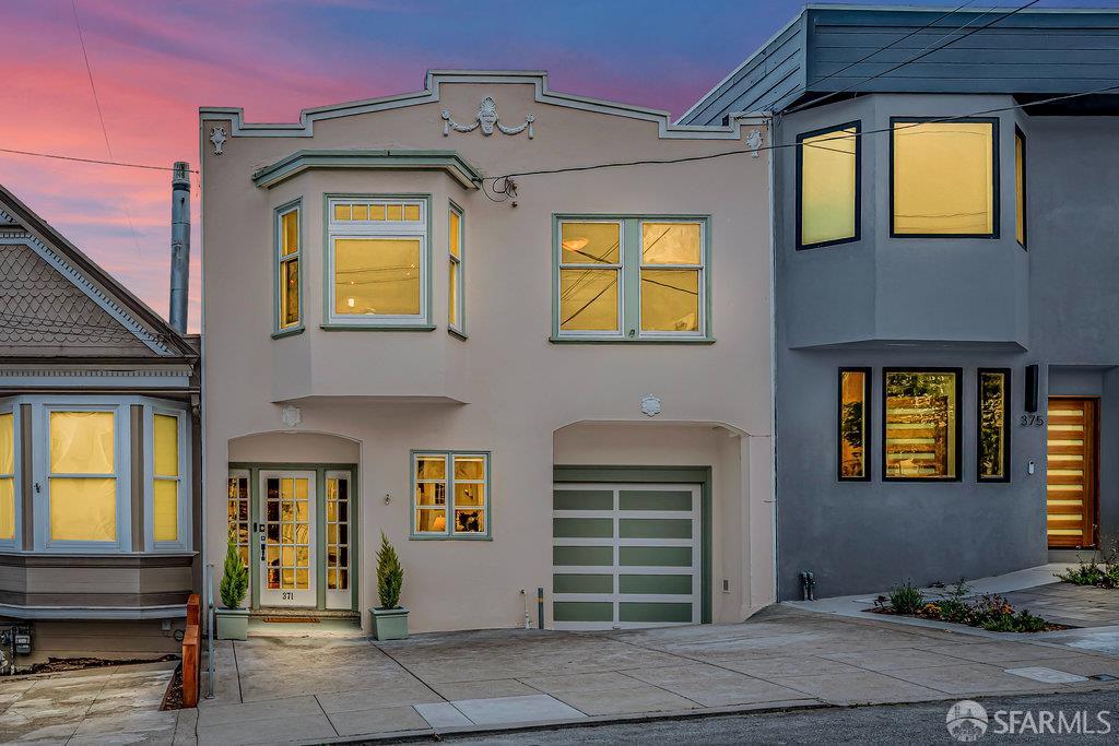 Detail Gallery Image 2 of 85 For 371 Hearst Ave, San Francisco,  CA 94112 - 3 Beds | 2 Baths