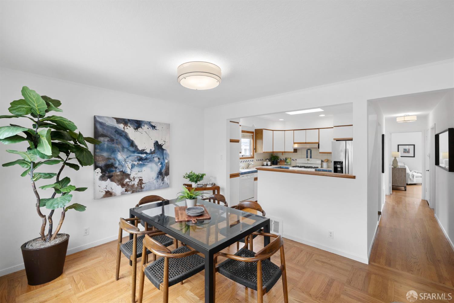 Detail Gallery Image 11 of 35 For 88 Fairlawn Ct, Daly City,  CA 94015 - 4 Beds | 2 Baths