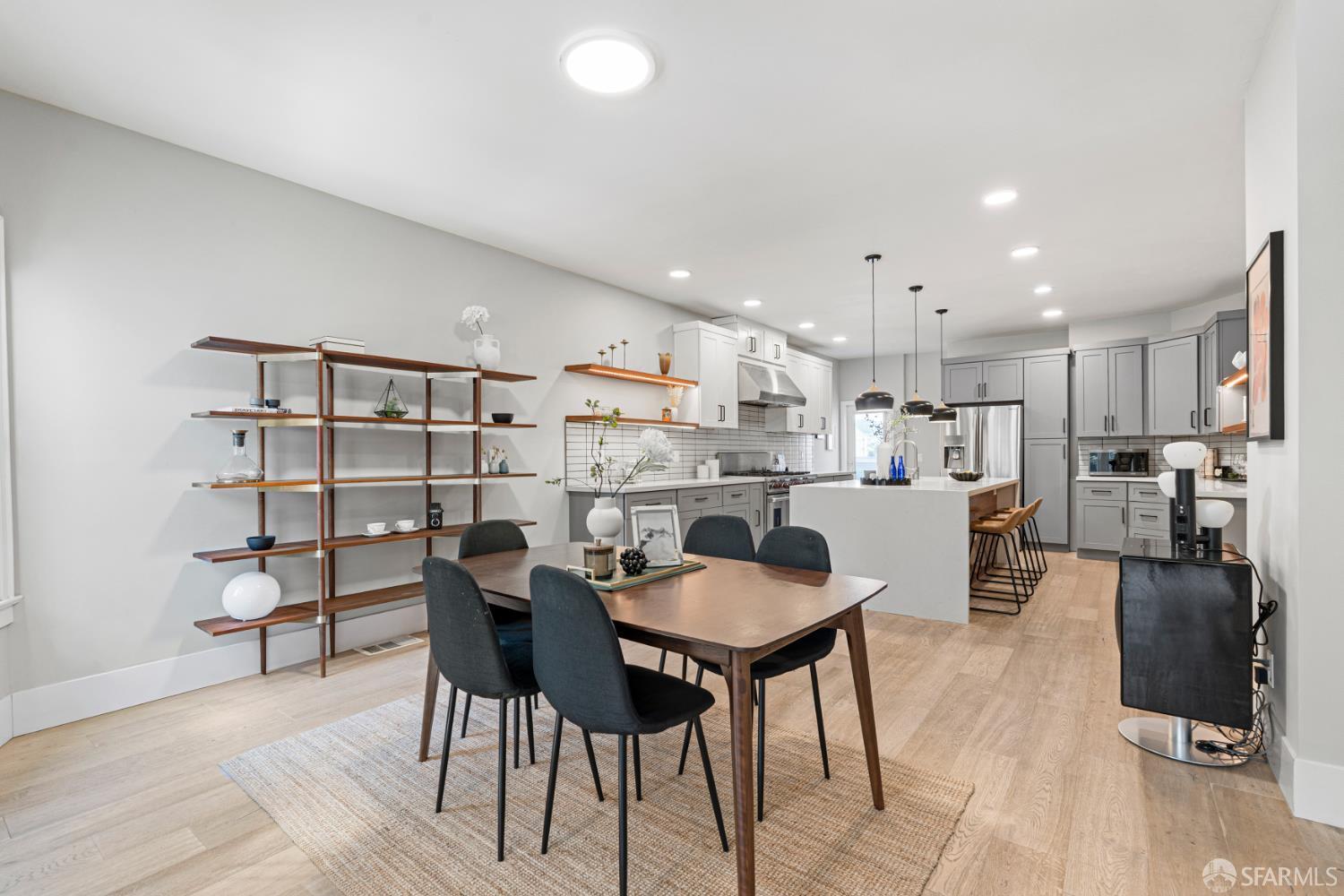 Detail Gallery Image 3 of 75 For 868 Potrero Ave, San Francisco,  CA 94110 - 4 Beds | 4 Baths