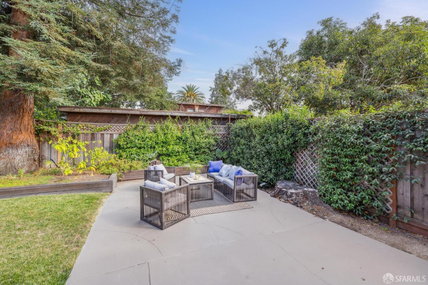 Detail Gallery Image 3 of 53 For 510 8th Ave, Menlo Park,  CA 94025 - 3 Beds | 1 Baths