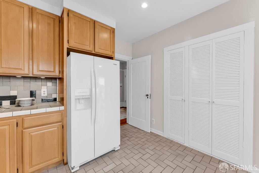 Detail Gallery Image 31 of 85 For 371 Hearst Ave, San Francisco,  CA 94112 - 3 Beds | 2 Baths