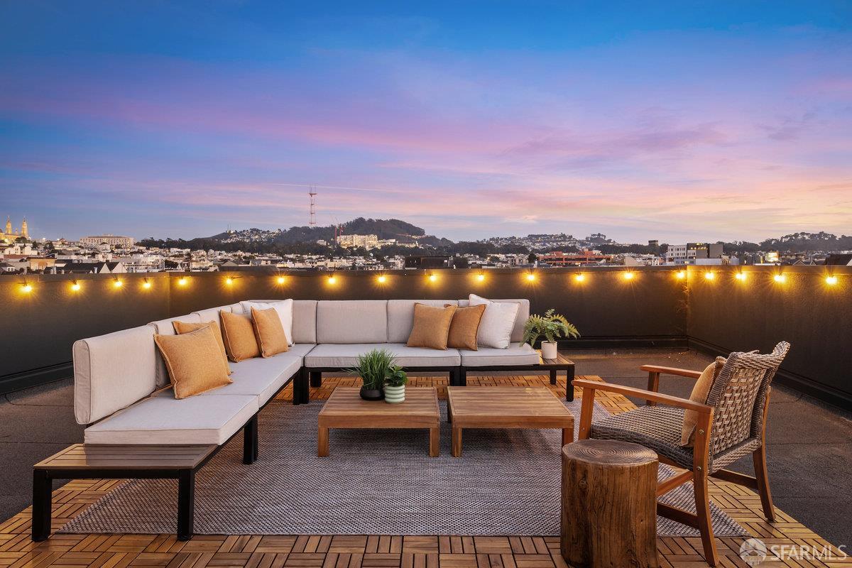 Detail Gallery Image 25 of 34 For 330 Cornwall St, San Francisco,  CA 94118 - 3 Beds | 3 Baths