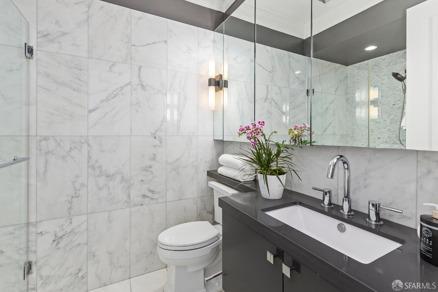 Detail Gallery Image 11 of 47 For 2360 Folsom St a,  San Francisco,  CA 94110 - 2 Beds | 1 Baths