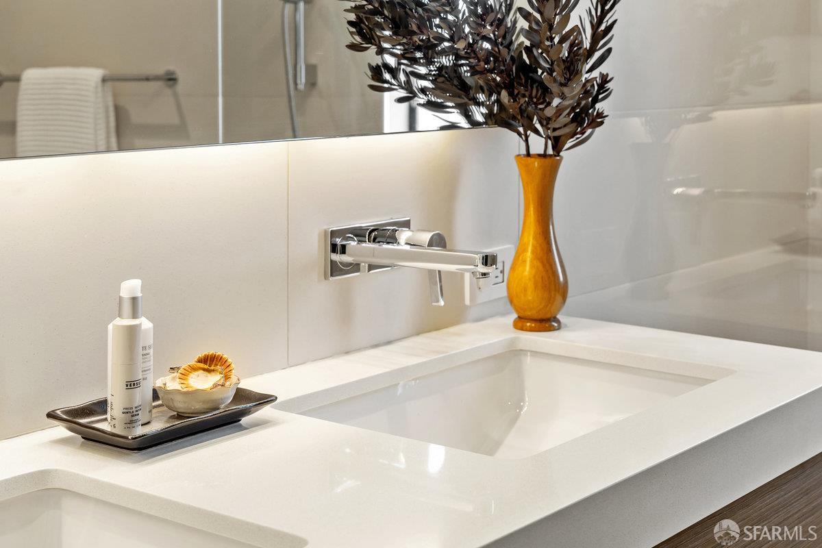 Detail Gallery Image 16 of 34 For 330 Cornwall St, San Francisco,  CA 94118 - 3 Beds | 3 Baths