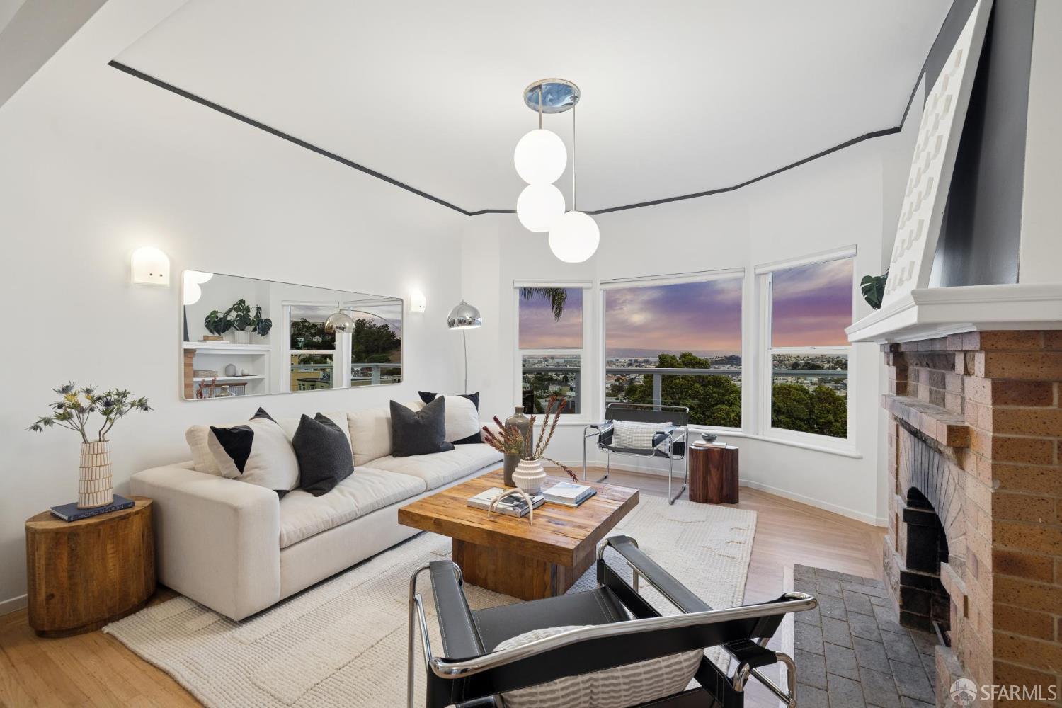 Detail Gallery Image 72 of 97 For 59 Mars St, San Francisco,  CA 94114 - 3 Beds | 2 Baths