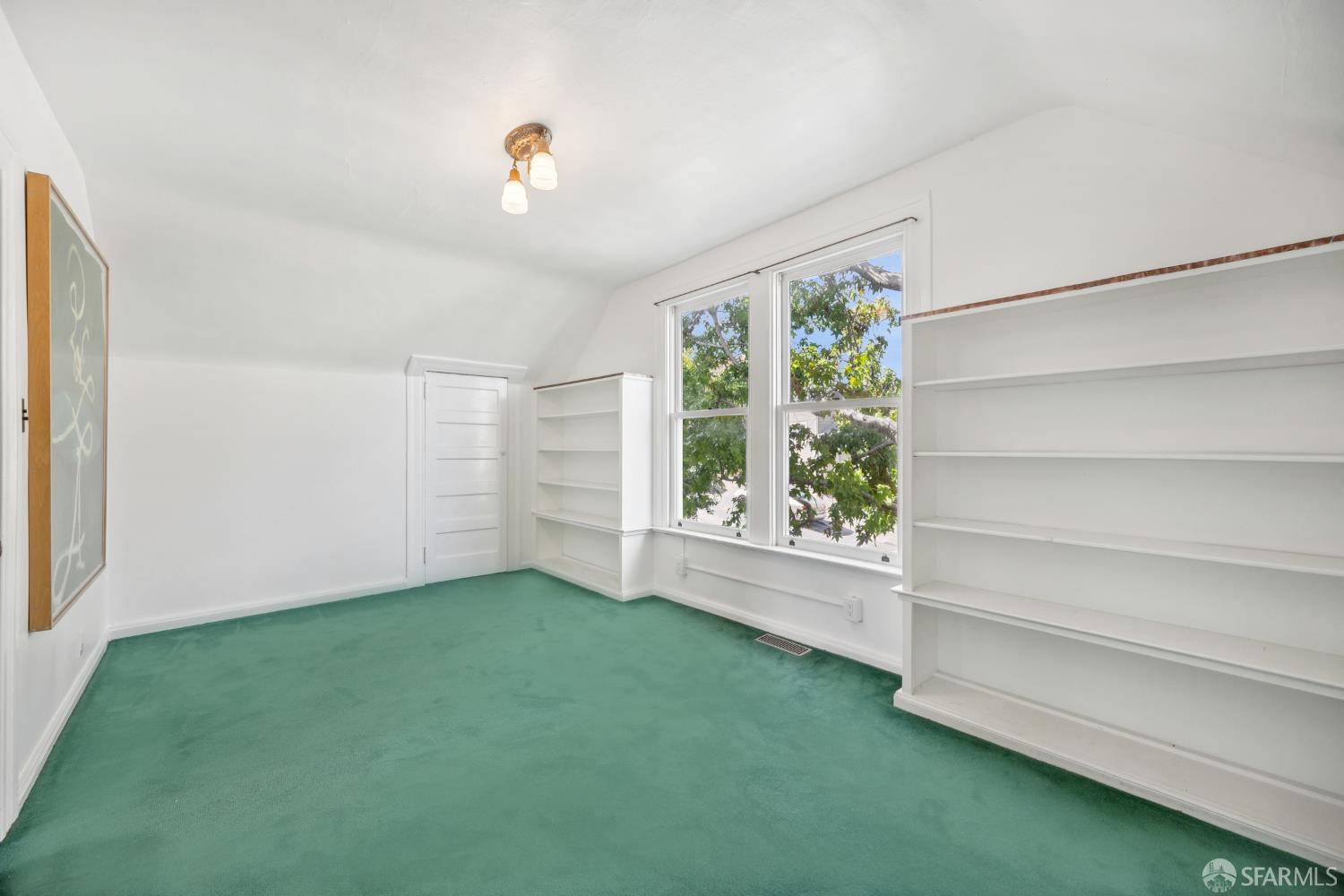 Detail Gallery Image 38 of 75 For 4047 Cesar Chavez St, San Francisco,  CA 94131 - 2 Beds | 1 Baths