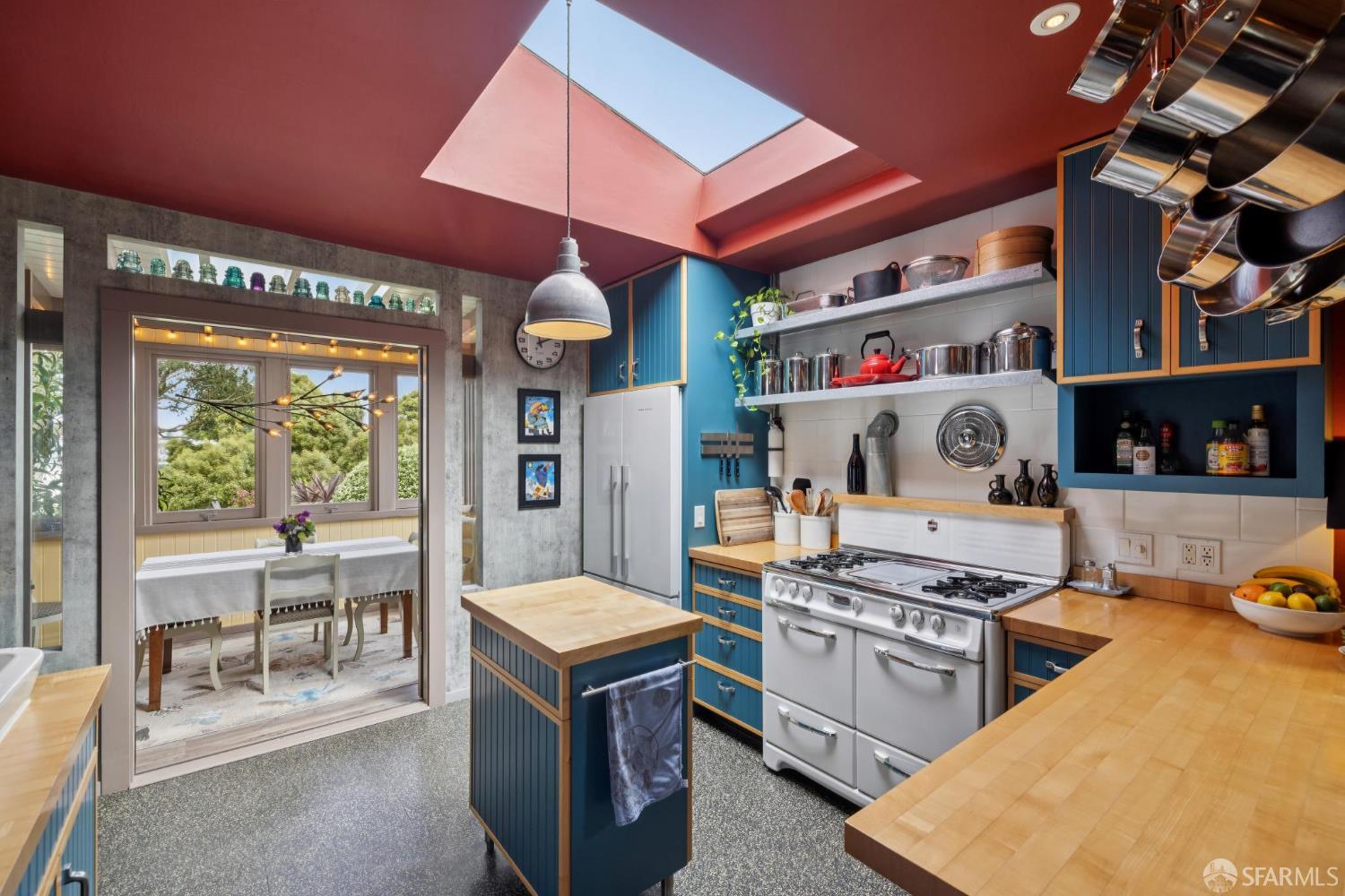 Detail Gallery Image 19 of 81 For 114 Shakespeare St, San Francisco,  CA 94112 - 2 Beds | 2 Baths