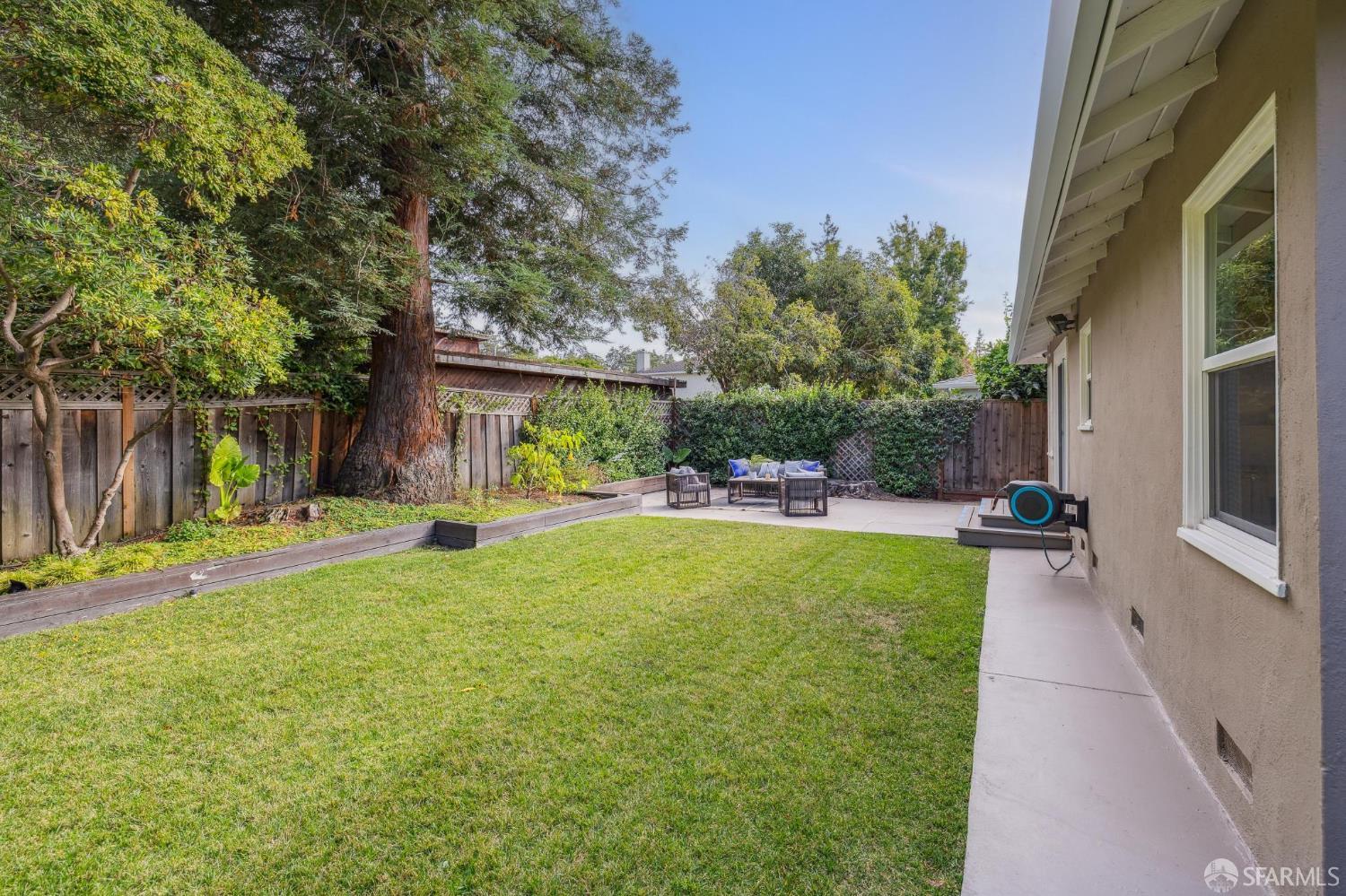 Detail Gallery Image 49 of 53 For 510 8th Ave, Menlo Park,  CA 94025 - 3 Beds | 1 Baths