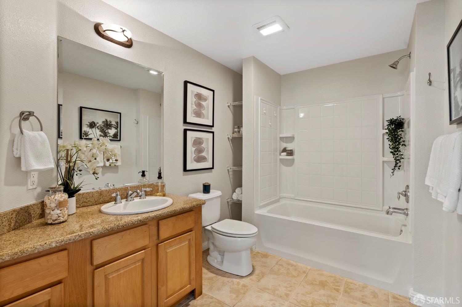Detail Gallery Image 22 of 41 For 2210 Gellert Blvd #5111,  South San Francisco,  CA 9408 - 3 Beds | 2 Baths