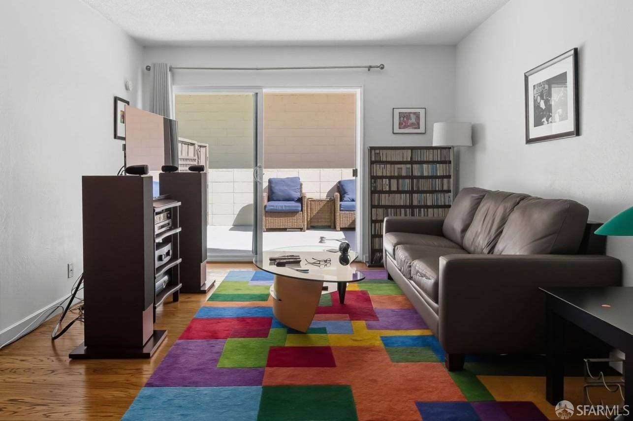 Detail Gallery Image 5 of 28 For 288 Whitmore St 125b,  Oakland,  CA 94611 - 1 Beds | 1 Baths