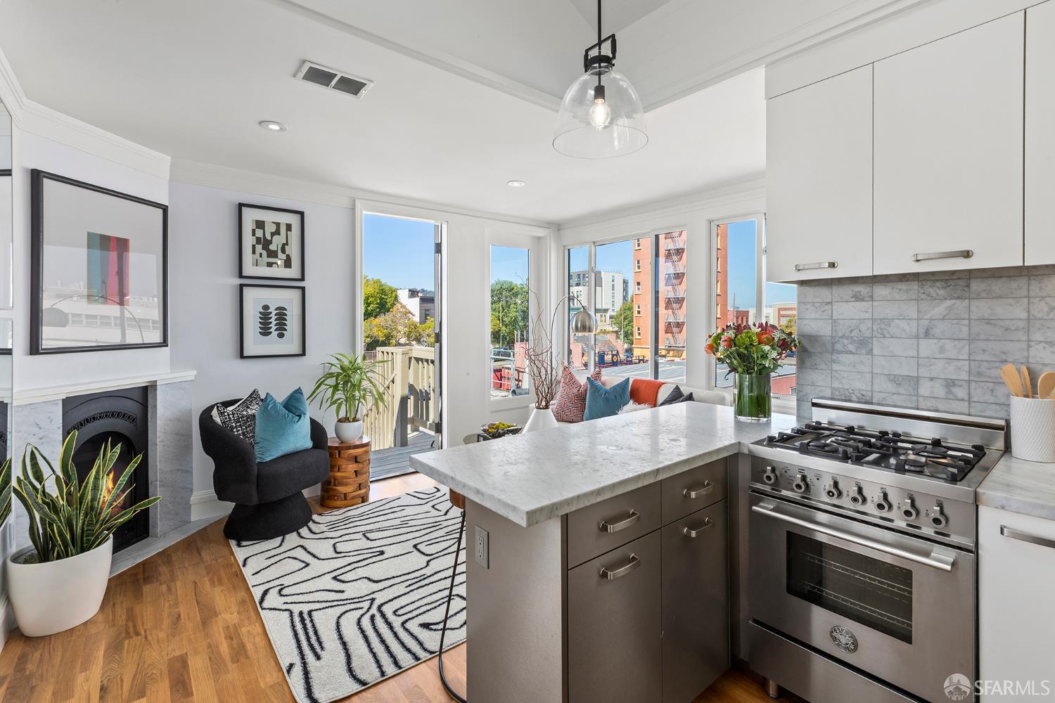 Detail Gallery Image 17 of 47 For 2360 Folsom St a,  San Francisco,  CA 94110 - 2 Beds | 1 Baths