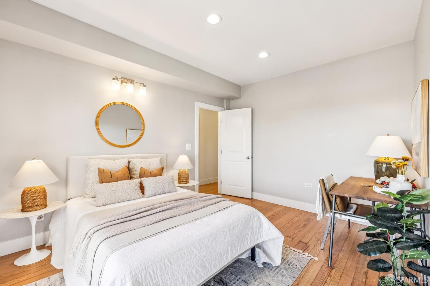 Detail Gallery Image 37 of 97 For 59 Mars St, San Francisco,  CA 94114 - 3 Beds | 2 Baths