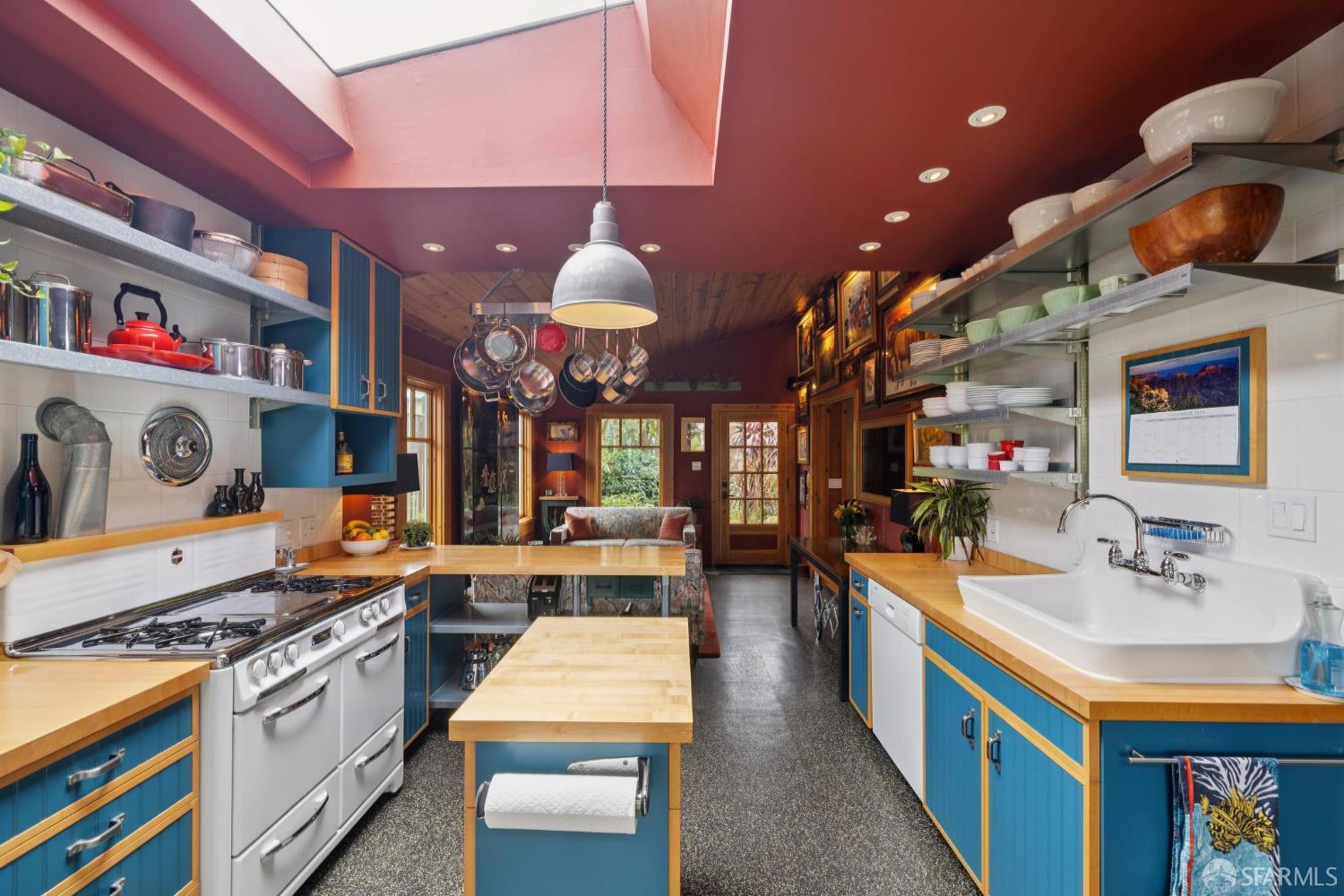 Detail Gallery Image 21 of 81 For 114 Shakespeare St, San Francisco,  CA 94112 - 2 Beds | 2 Baths