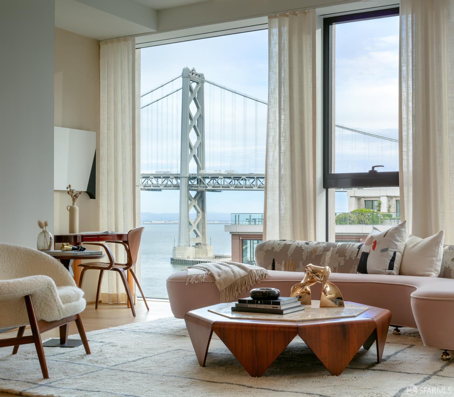 Detail Gallery Image 8 of 24 For 1 Steuart Ln #803,  San Francisco,  CA 94105 - 2 Beds | 2 Baths