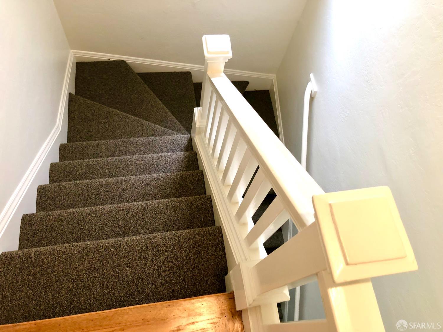 Detail Gallery Image 5 of 22 For 174 Corbett Ave, San Francisco,  CA 94114 - 1 Beds | 1 Baths
