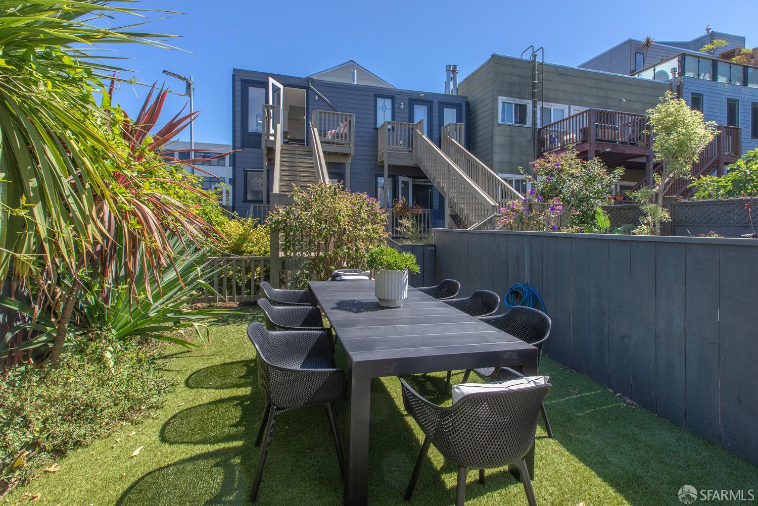 Detail Gallery Image 36 of 47 For 2360 Folsom St a,  San Francisco,  CA 94110 - 2 Beds | 1 Baths