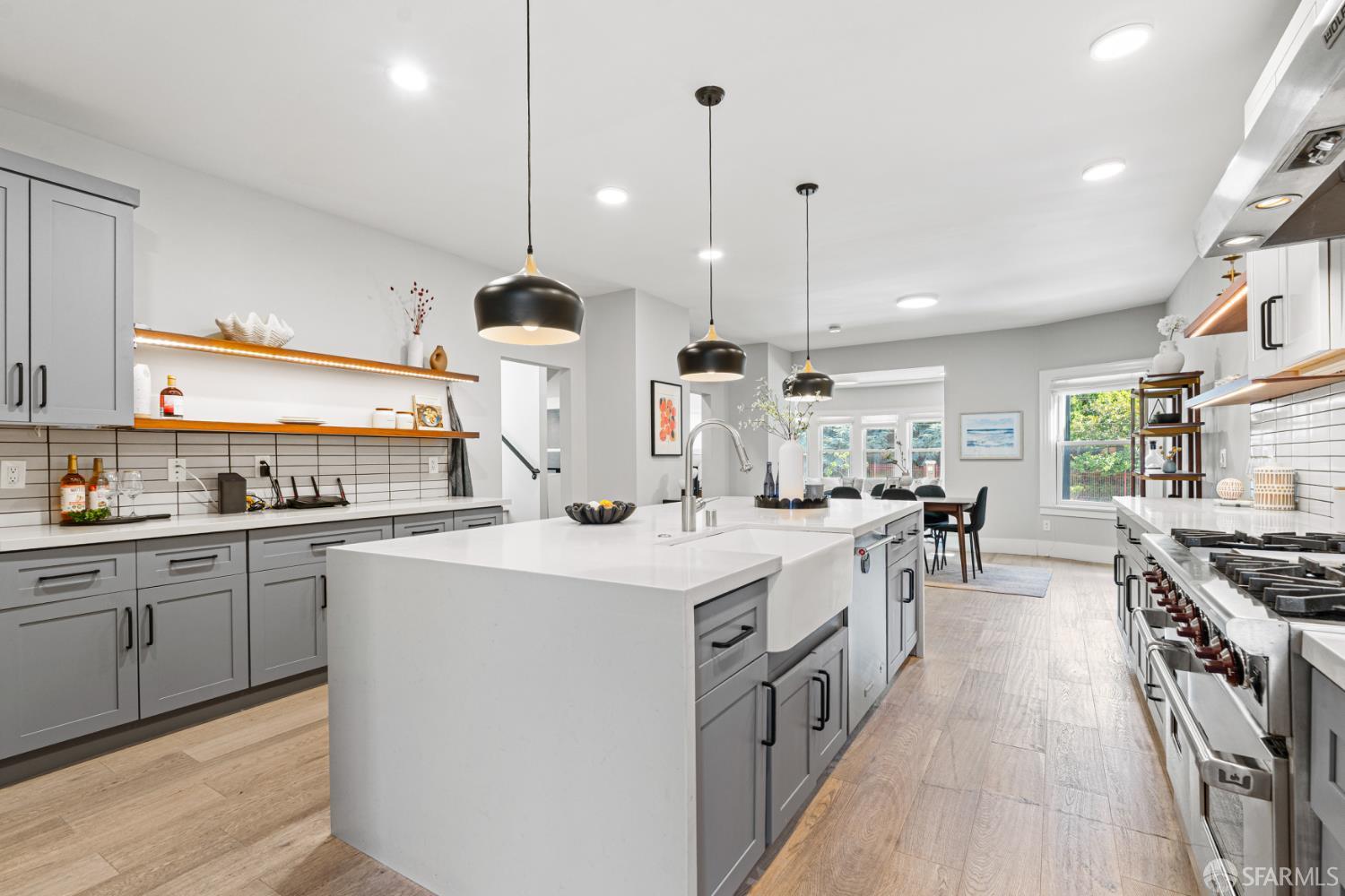 Detail Gallery Image 2 of 75 For 868 Potrero Ave, San Francisco,  CA 94110 - 4 Beds | 4 Baths