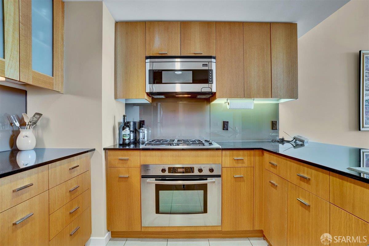 Detail Gallery Image 9 of 39 For 355 1st St #S1406,  San Francisco,  CA 94105 - 1 Beds | 1 Baths