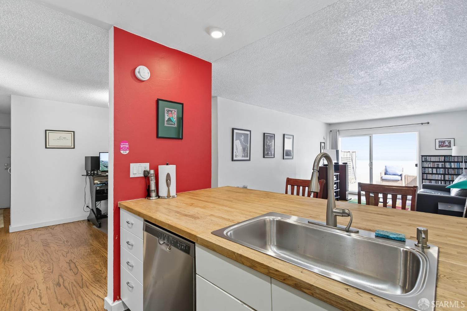 Detail Gallery Image 10 of 28 For 288 Whitmore St 125b,  Oakland,  CA 94611 - 1 Beds | 1 Baths