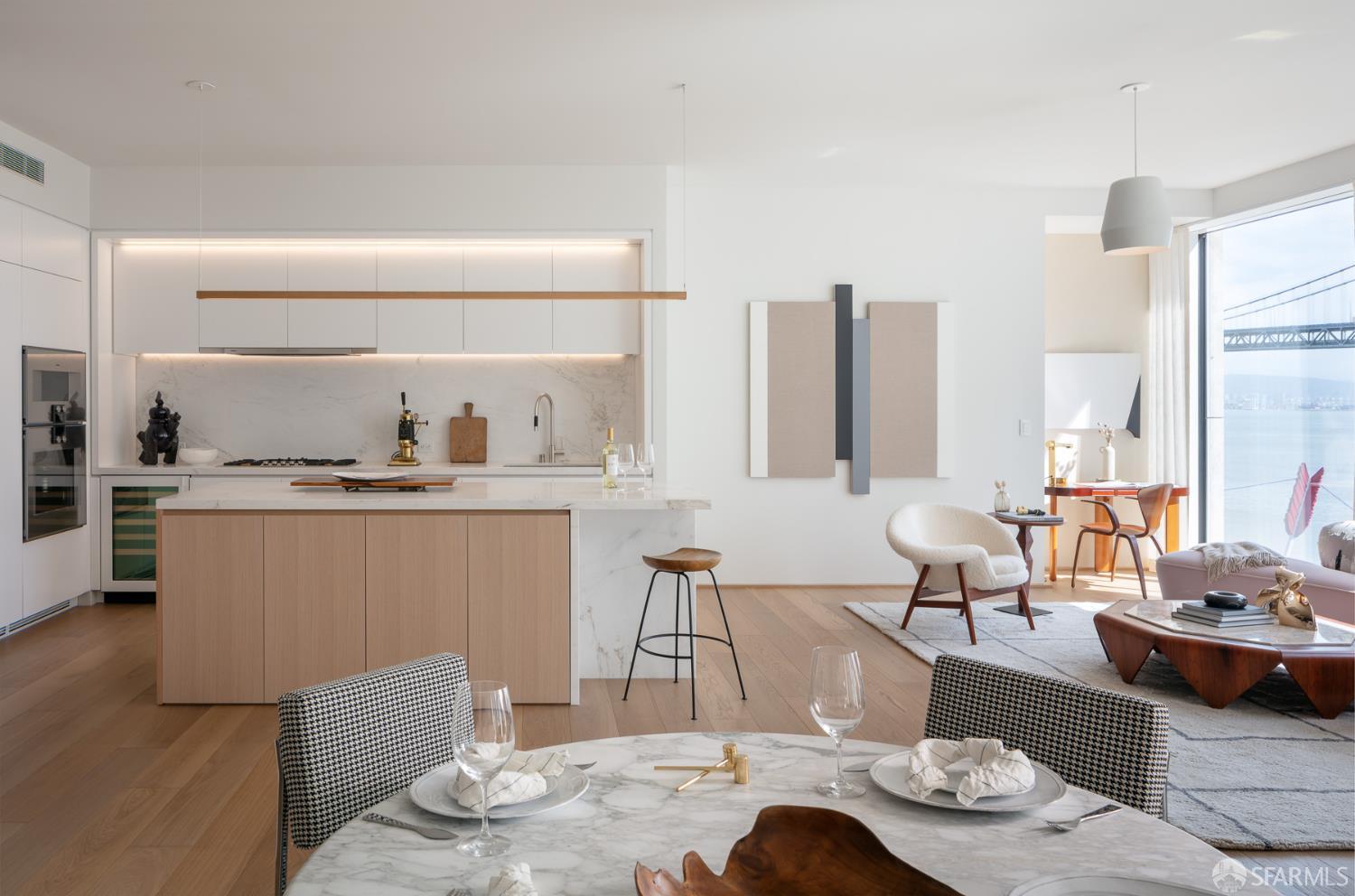 Detail Gallery Image 3 of 24 For 1 Steuart Ln #803,  San Francisco,  CA 94105 - 2 Beds | 2 Baths