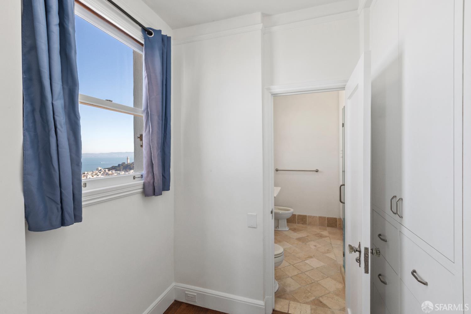 Detail Gallery Image 28 of 48 For 1250 Jones St #1602,  San Francisco,  CA 94109 - 2 Beds | 2 Baths