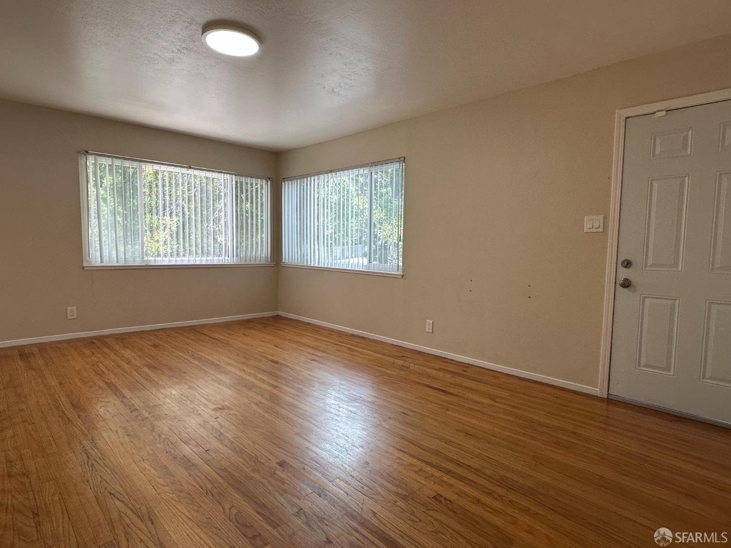 Detail Gallery Image 8 of 26 For 3530 Seminary Ave, Oakland,  CA 94605 - – Beds | – Baths