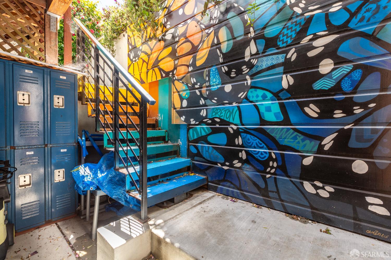 Detail Gallery Image 36 of 37 For 1315 Waller St, San Francisco,  CA 94117 - 5 Beds | 4/2 Baths