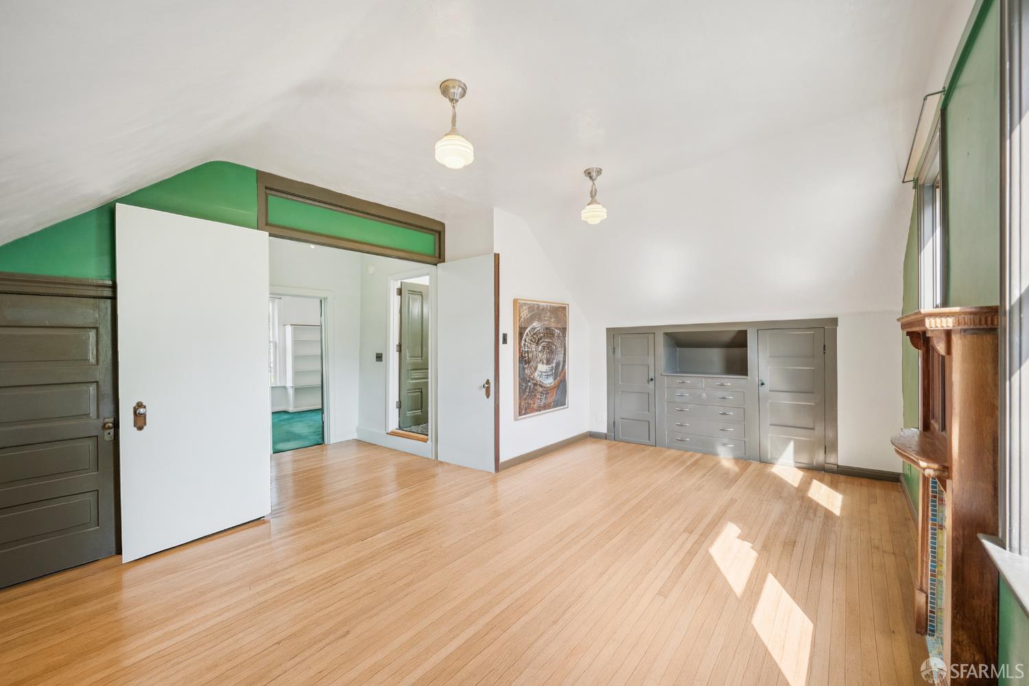 Detail Gallery Image 34 of 75 For 4047 Cesar Chavez St, San Francisco,  CA 94131 - 2 Beds | 1 Baths