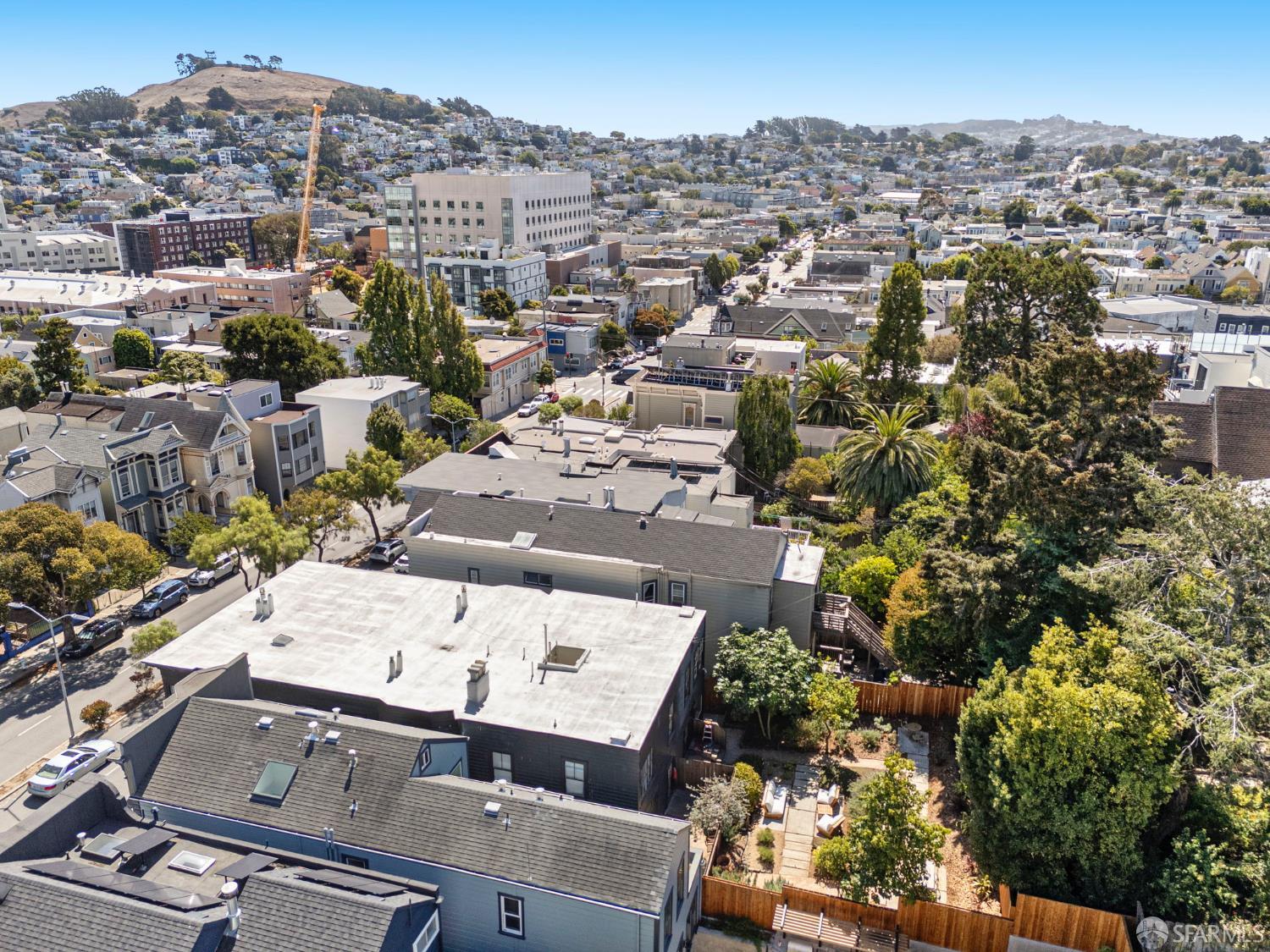Detail Gallery Image 56 of 68 For 1336 Guerrero St a,  San Francisco,  CA 94110 - 3 Beds | 2 Baths