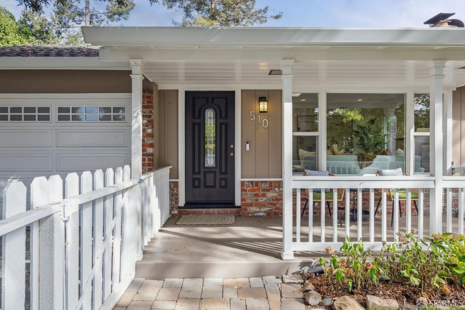 Detail Gallery Image 5 of 53 For 510 8th Ave, Menlo Park,  CA 94025 - 3 Beds | 1 Baths